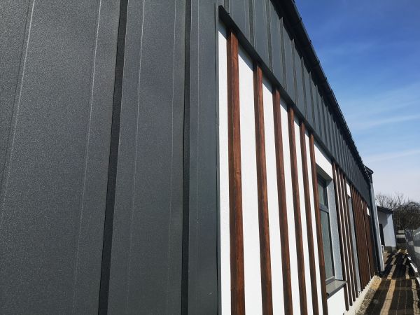 Aluminum Siding Power Washing in Falls Church